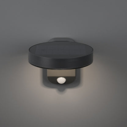 Lampe Solaire LED 9W Optonica GD3-A2 vue de haut et installée, allumée